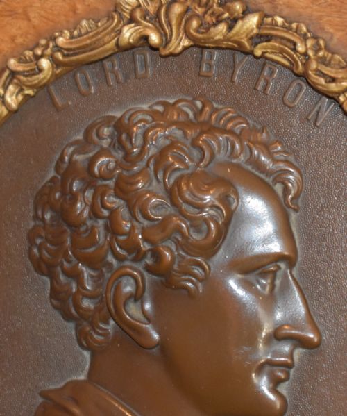 BRONZE PLAQUE OF LORD BYRON - ADDITIONAL PHOTO 3