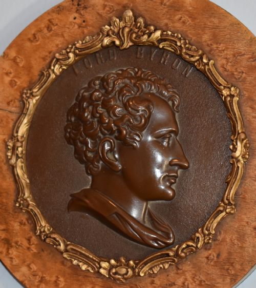 BRONZE PLAQUE OF LORD BYRON - ADDITIONAL PHOTO 4