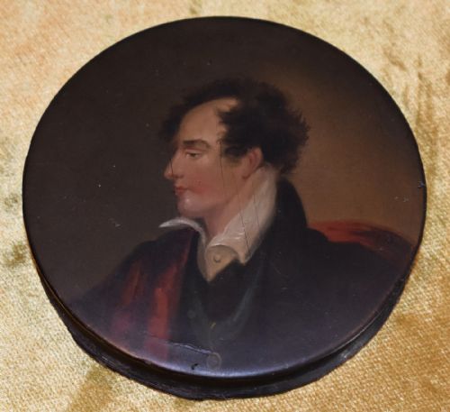 RARE LORD BYRON SNUFF BOX - ADDITIONAL PHOTO 3