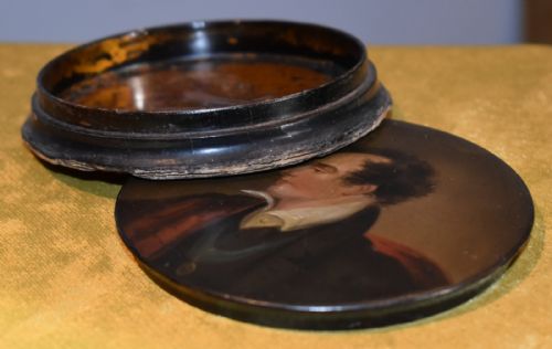 RARE LORD BYRON SNUFF BOX - ADDITIONAL PHOTO 5