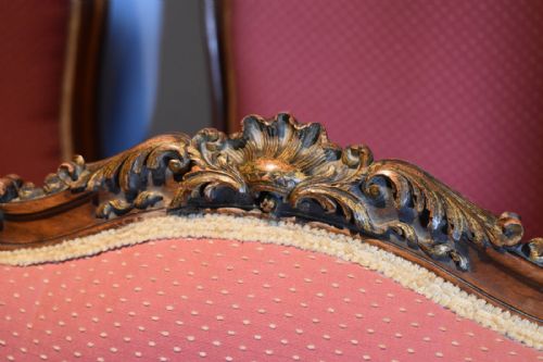 FINE SET OF FOUR FRENCH WALNUT AND GILT CHAIRS - ADDITIONAL PHOTO 3