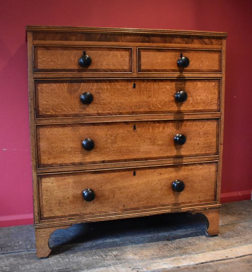 early nineteenth century oak chest of drawers - CATEGORY: ANTIQUE CHEST OF DRAWERS - DATED 19TH CENTURY