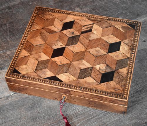 GEORGIAN BUR YEW AND PARQUETRY WRITING BOX OR SLOPE - ADDITIONAL PHOTO 1
