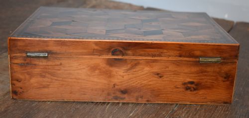 GEORGIAN BUR YEW AND PARQUETRY WRITING BOX OR SLOPE - ADDITIONAL PHOTO 4