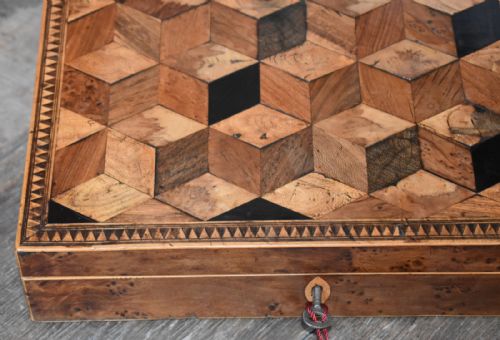 GEORGIAN BUR YEW AND PARQUETRY WRITING BOX OR SLOPE - ADDITIONAL PHOTO 5