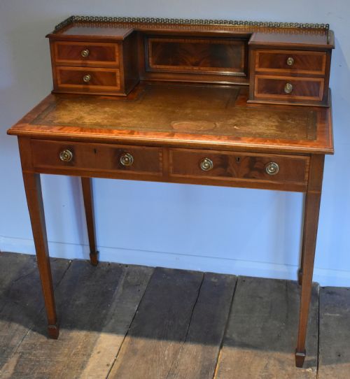 FINE EDWARDIAN MAHOGANY DESK - ADDITIONAL PHOTO 8