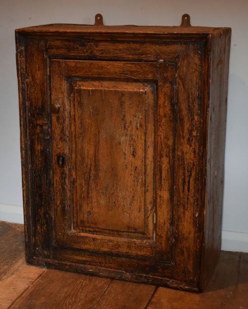 GEORGIAN PAINTED PINE WALL CUPBOARD - ADDITIONAL PHOTO 3