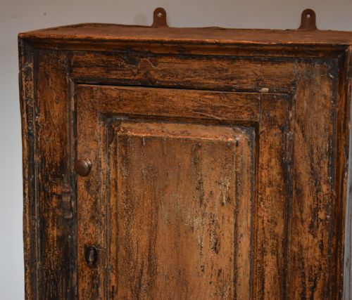 GEORGIAN PAINTED PINE WALL CUPBOARD - ADDITIONAL PHOTO 4