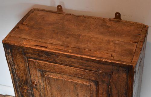 GEORGIAN PAINTED PINE WALL CUPBOARD - ADDITIONAL PHOTO 6