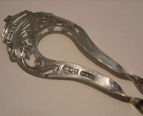 Pretty Antique English Sterling Silver Hair Comb - Crown - 1902