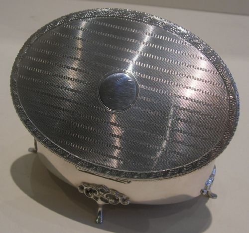 Large Pretty English Sterling Silver Jewellery or Trinket Box