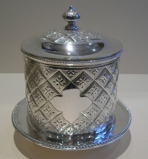 Stunning Antique English "Quilted" Silver Plated Biscuit Barrel or Box