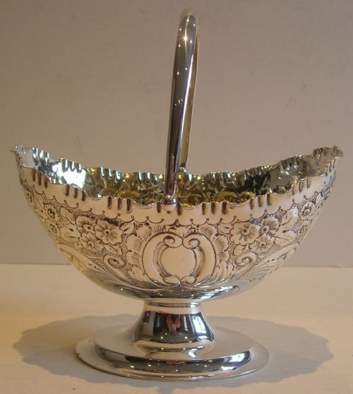 Beautiful Victorian Silver Plated Sugar Basket C.1880