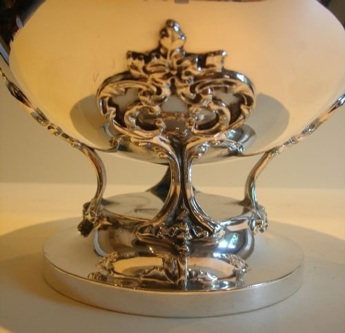 fig 1. Outstanding Antique English Silver Plated Bowl by Mappin & Webb c.1890