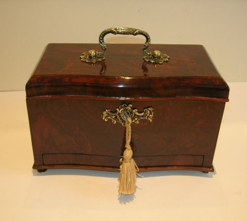 Late 18th Century French Triple Burl Walnut Tea Caddy with Teaspoon Drawer C.1790