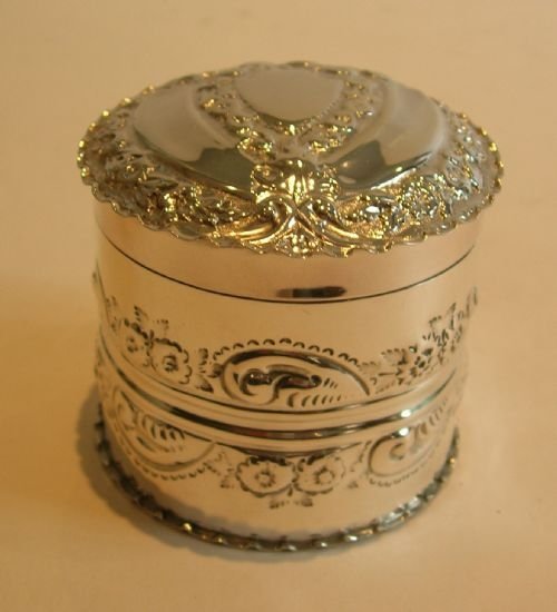 fig 1. Fabulous Victorian Sterling Silver Vanity Box - 1887