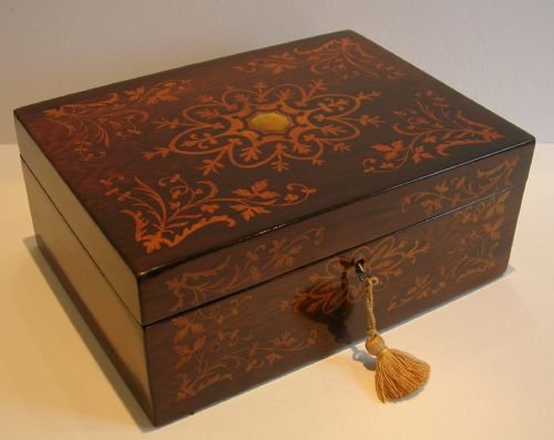 Stunning English William IV Maple Inlaid Rosewood Jewelry Box C.1830