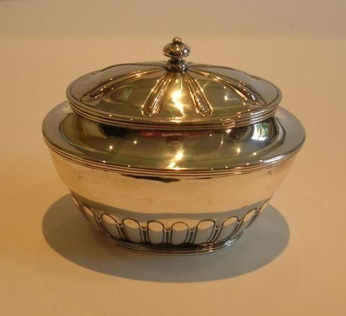 Antique English Sterling Silver Tea Caddy - William IV - 1832
