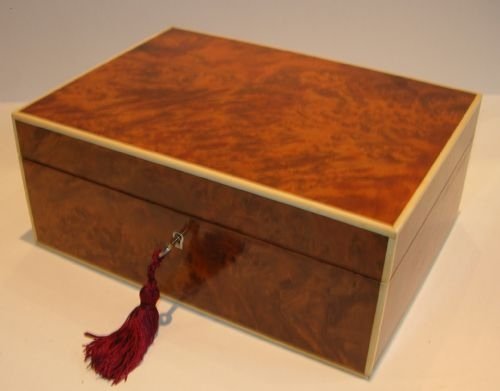 Top-notch English Burr Cedar Cigar Box with Ivory Trim C.1910