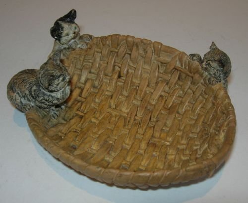 English Victorian Cats & Basket Dish in Terracotta C.1890