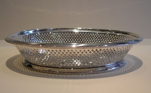 fig 1. Elegant Silver Plated Bread Basket - Diamond Registration Mark for 1873