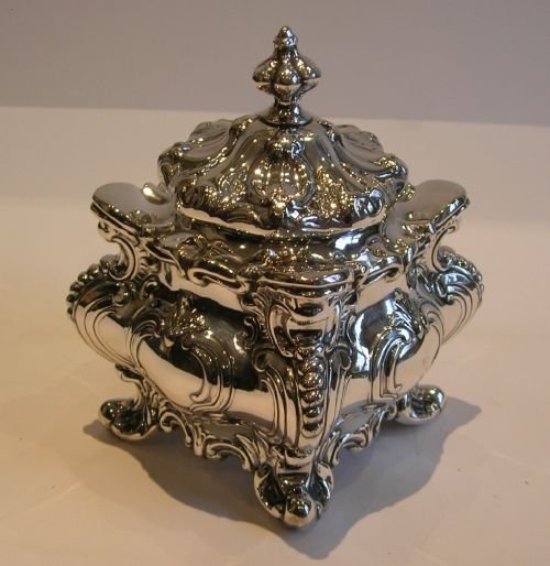 Magnificent Large Antique English Silver Plate Tea Caddy by Walker & Hall, Sheffield
