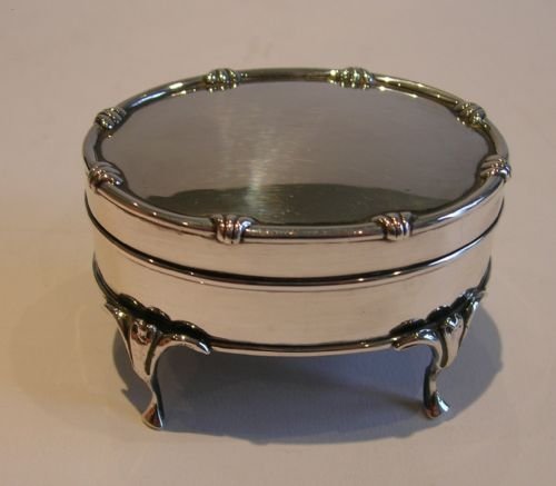 Antique Sterling Silver Trinket / Jewelry Box by William Comyns - 1906