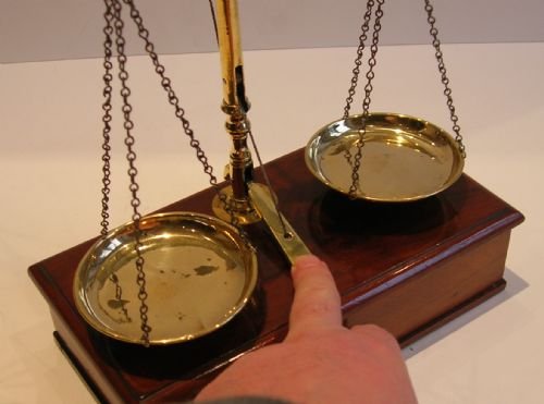 fig 1. Antique English Travelling Apothecary Scales In Flamed Mahogany & Brass c.1870