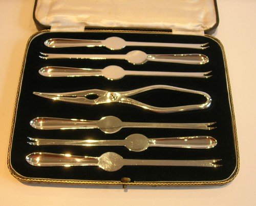 Boxed Set Antique English Silver Plate Lobster Picks with Crackers C.1910