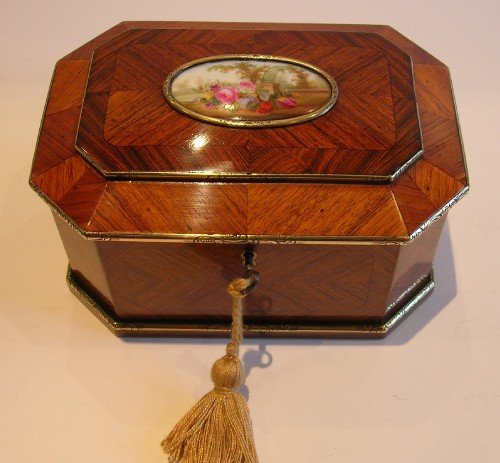 Stunning French Tulipwood Jewelry Box by Tahan, Paris C.1850