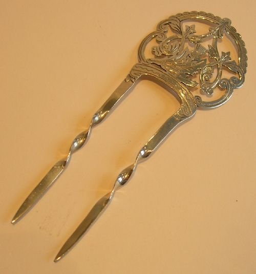 fig 1. Pretty Antique English Sterling Silver Hair Comb - Scottish Thistle - 1905