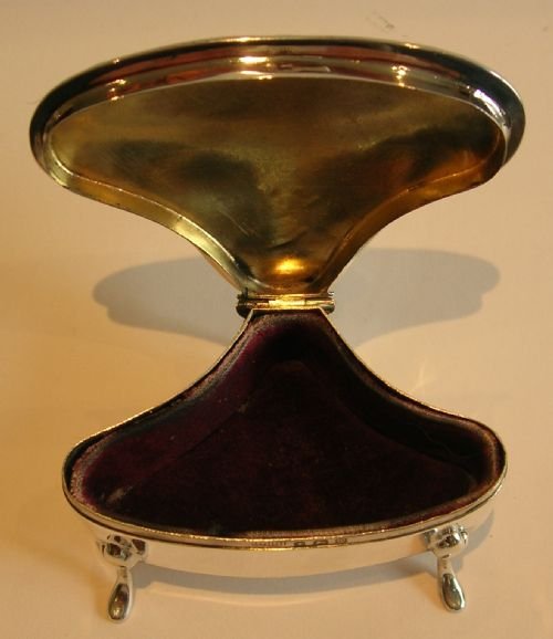 Antique English Shaped Sterling Silver Jewellery or Ring Box - 1908