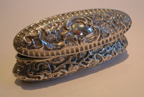 
Antique English Oval Sterling Silver Ring Box for Two Rings - 1901