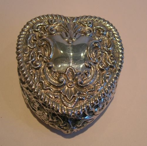 English Victorian Sterling Silver Heart Box - 1900