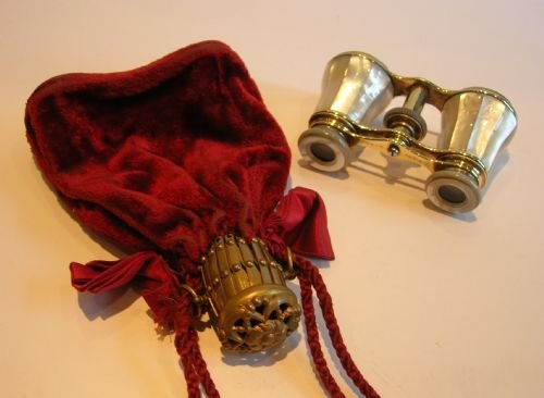 Fabulous Antique Mother of Pearl Opera Glasses - Complete with Evening Bag C.1890