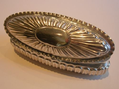fig 1. Victorian Sterling Silver Ring Box for Five Rings - 1897