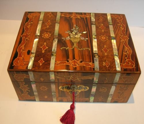 Extraordinary Antique English Inlaid Walnut & Coromandel Jewelry Box C.1850