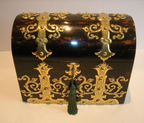 Top Notch Over-sized Coromandel Stationery Box - Dublin Maker C.1850