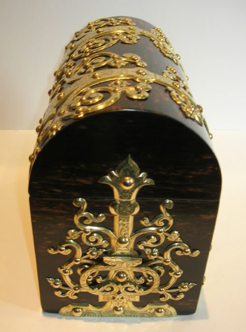 fig 1. Top Notch Over-sized Coromandel Stationery Box - Dublin Maker c.1850