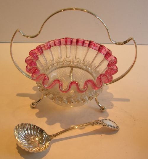 Victorian English Threaded Glass Sugar / Preserve Bowl C.1880 - Cranberry Trim