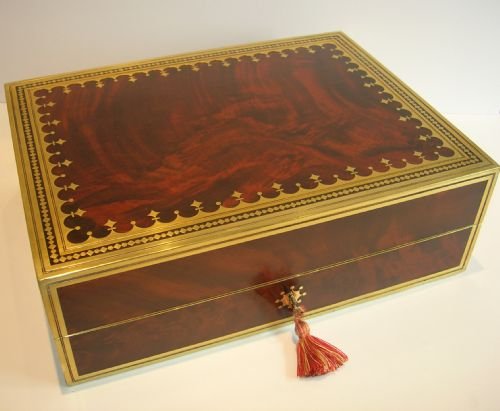 Top Notch Georgian Flamed Mahogany Jewelry / Desk Box - Brass Inlaid C.1805