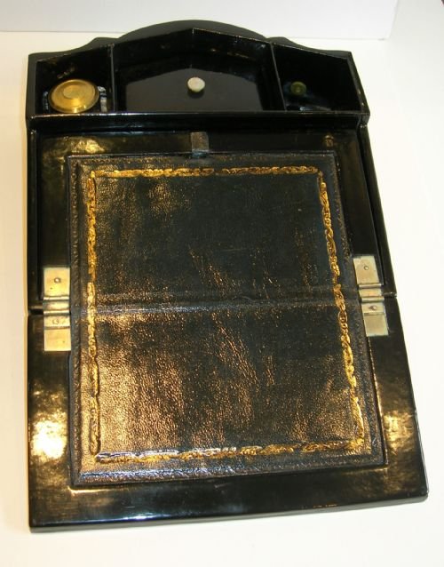 fig 3. Grandest Papier Mache Lady's Compendium c. 1880