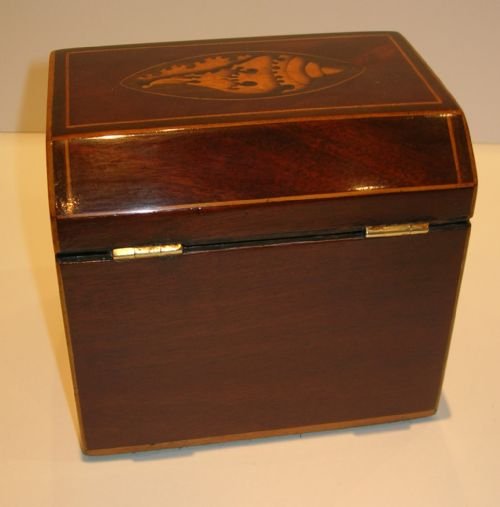 fig 1. Georgian English Mahogany Tea Caddy With Shell & Roundel Inlay c.1810