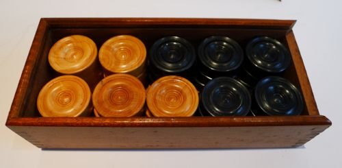 fig 1. Antique Boxed Boxwood & Ebony Draughts / Checkers by Jacques, London c.1910