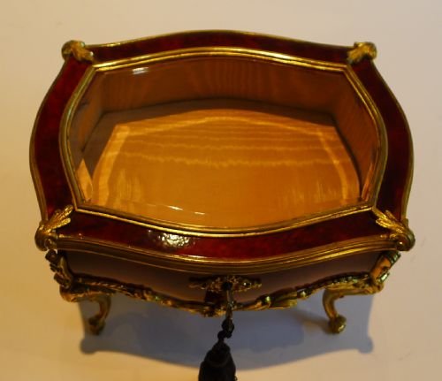 fig 1. Stunning Antique French Tortoise Shell & Bronze Dore Vitrine Jewelry Box c.1850