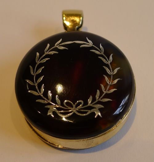 Large Tortoiseshell Eye / Magnifying Glass - Silver Pique Inlay