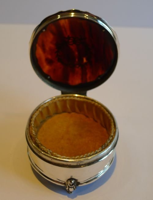 fig 1. English Sterling Silver Jewellery Box - Tortoise Shell & Silver Pique Inlay