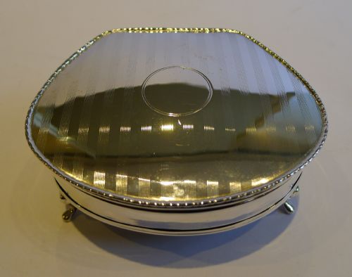 Handsome English Sterling Silver Jewellery / Trinket Box - 1922