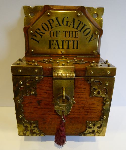 Antique English Oak & Brass Mission Collection Box C.1860