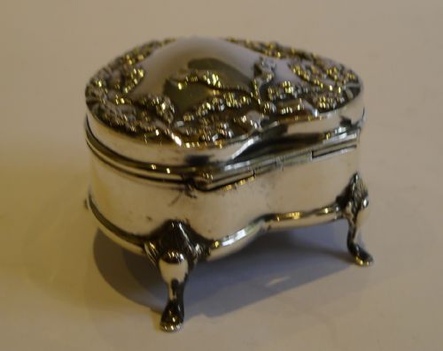 fig 1. Stunning Antique English Sterling Silver Heart Shaped Jewelry Box - 1906